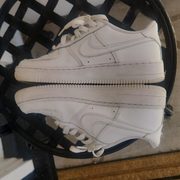 Nike Air Force 1's - Picture 4 of 6